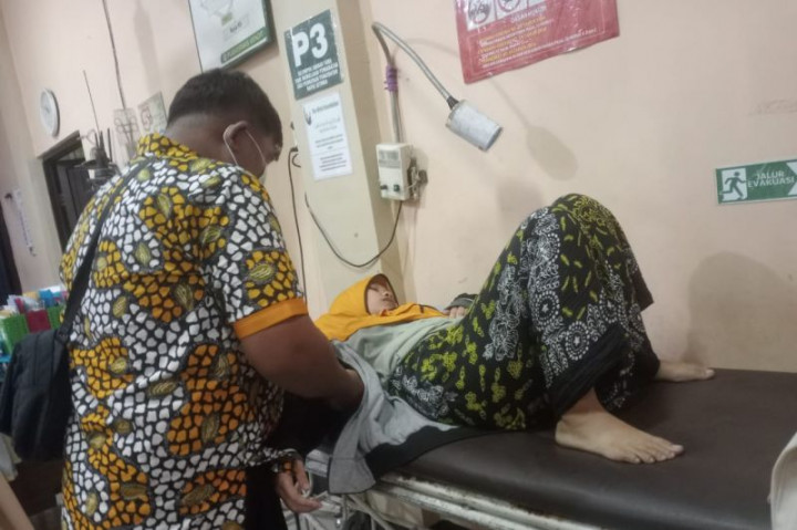 Puluhan Pengawas Pemilu di Situbondo Keracunan Nasi Kotak Saat Bimbingan Teknis