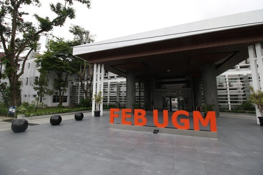 Top! 12 Prodi FEB UGM Raih Akreditasi Unggul dari LAMEMBA