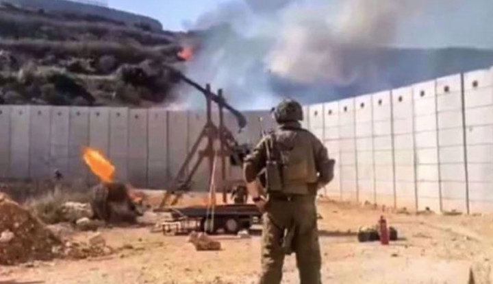 Bakar Semak-semak di Lebanon, Israel Gunakan Senjata Abad Pertengahan