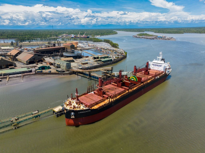 <i>Smelter</i> Gresik Siap Beroperasi, Freeport Kirim Perdana Konsentrat Tembaga