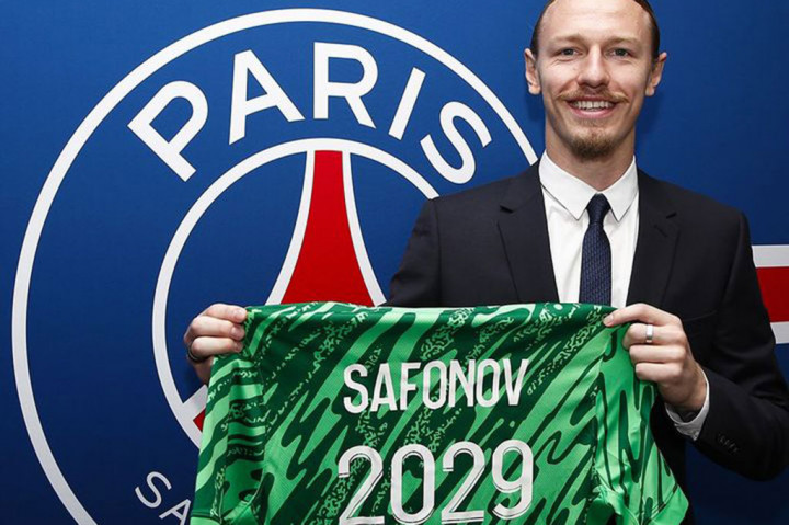 PSG Rekrut Matvey Safonov, Kiper dari Rusia