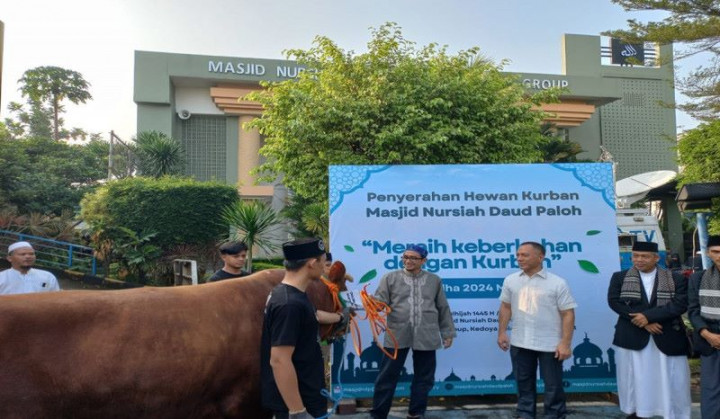 Media Group Network Salurkan 10 Sapi dan 4 Kambing Kurban