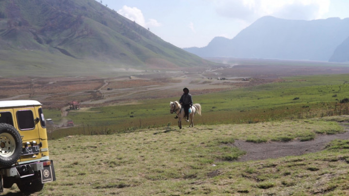 Wisata Gunung Bromo Ditutup 4 Hari karena Ritual Yadnya Kasada