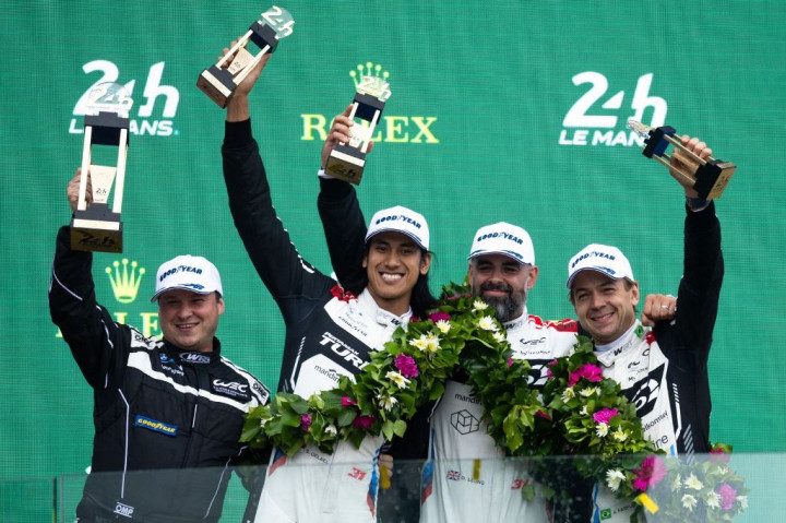Kolaborasi Pertamax Turbo, Sean Gelael Kembali Naik Podium di Le Mans 24 Jam, Finis Posisi Kedua bersama Team WRT 31