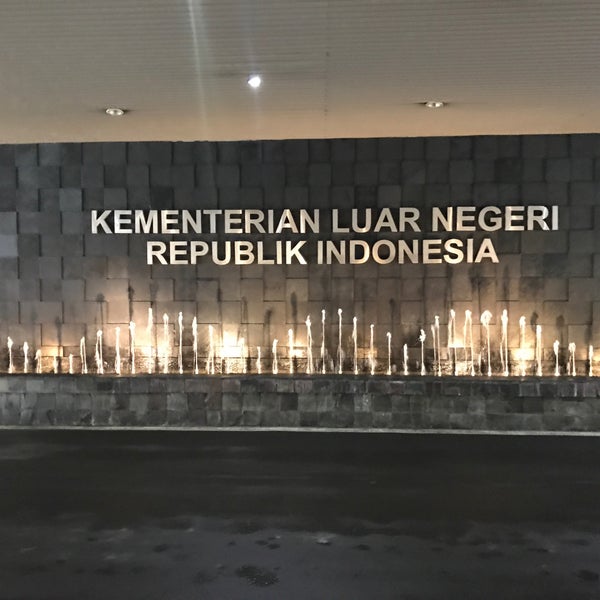 Kemenlu Buka Suara Terkait Pengiriman Warga Sipil dan Ormas ke Gaza