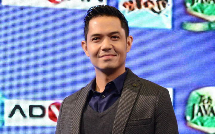 Dude Harlino Ingin Belajar Jadi Jagal