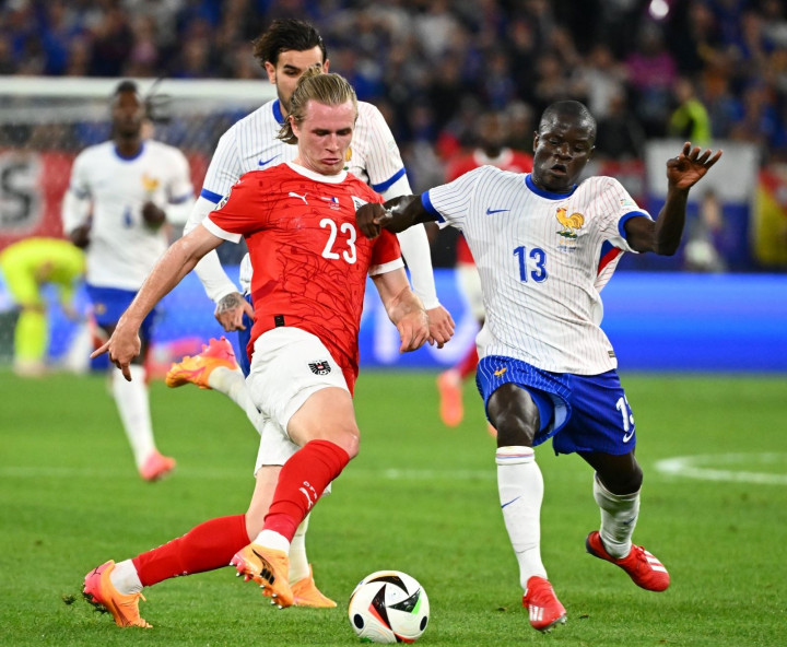 Gol Bunuh Diri Bantu Prancis Atasi Austria