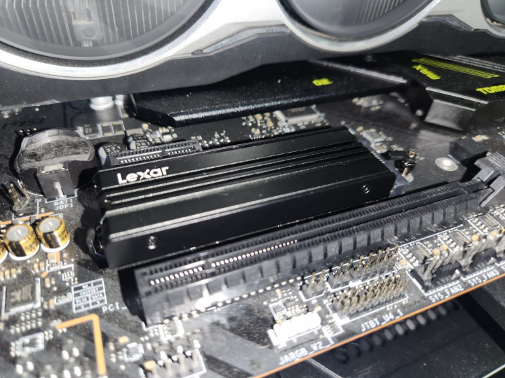 Lexar NM790 with Heatsink, Performa Kencang dan Adem