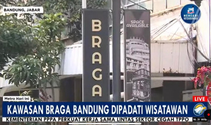 Wisatawan Lokal dan Mancanegara Ramaikan Jalan Braga Bandung saat Libur Iduladha