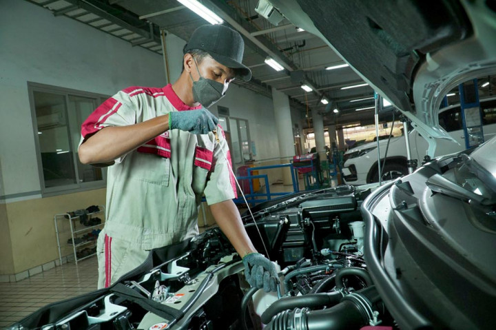 'Penyakit' Akibat Malas Ganti Oli Mesin Setelah perjalanan Jauh