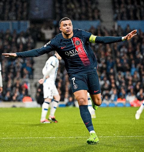 Mbappe alami patah hidung, apakah harus selalu operasi? Ini paparn selengkapnya. (Foto: Dok. Instagram Kylian Mbappe/@k.mbappe)