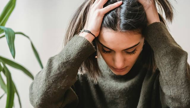 Migrain Saat Bekerja, Dokter Sarankan Ambil Tidur Singkat