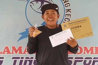 Komedian Adul Bantah Alami Kebutaan