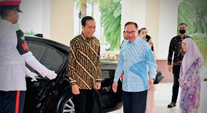 Anwar Ibrahim Ucapkan Selamat Ulang Tahun untuk Jokowi