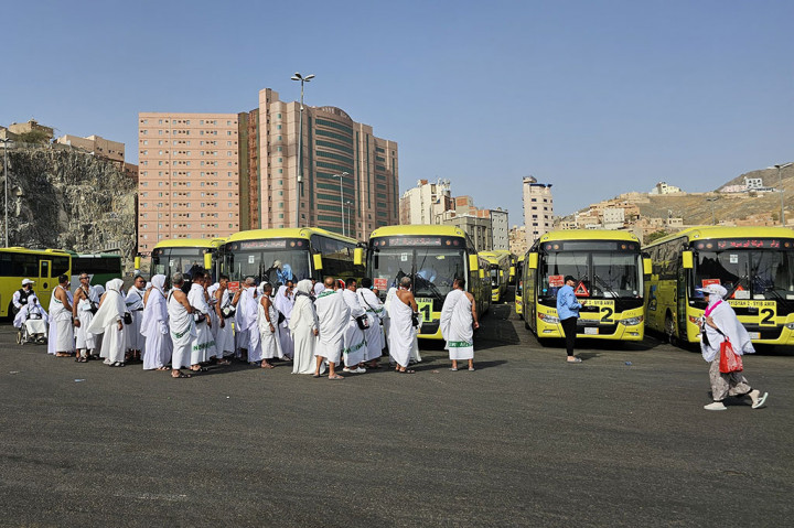 Bus Shalawat Kembali Layani Jemaah Indonesia ke Masjidil Haram