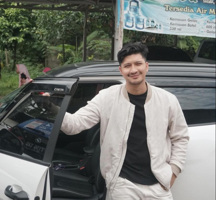 Yasmine Ow Mantap Bercerai, Aditya Zoni Minta Doa