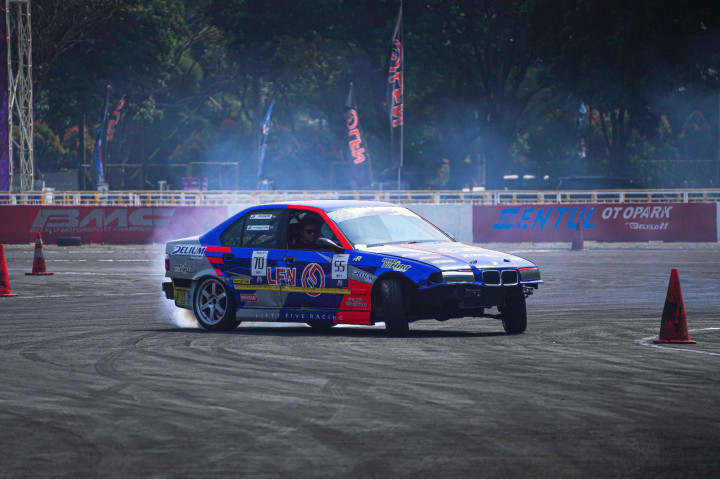 Ban Ini Dirancang Khusus untuk Drifting, Intip Keunggulannya