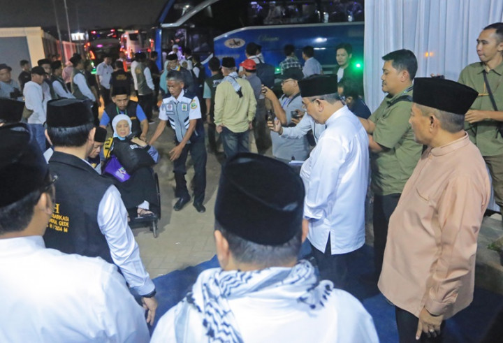 Kloter 1 Jemaah Haji Kota Tangerang Tiba Asrama Cipondoh