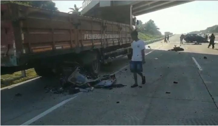 Polisi Ungkap Pemicu Pajero Seruduk Truk di Tol Batang-Semarang: Sopir Truk Kencing