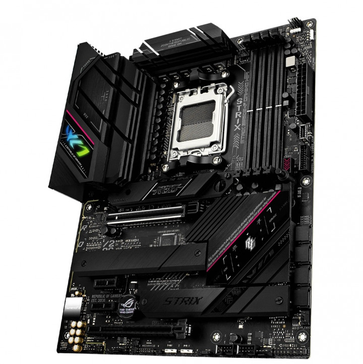 Menjajal Motherboard Asus ROG Strix B650E-F Gaming WiFi