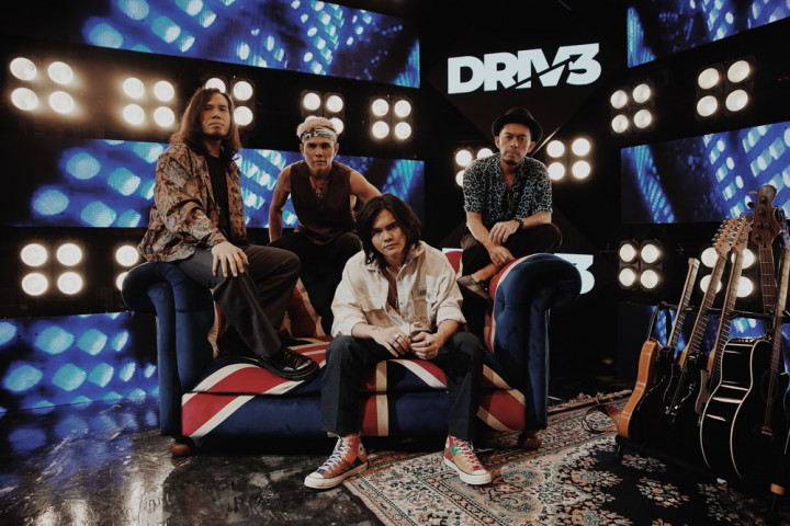 Perihnya Ditinggal Kekasih di Lagu Terbaru Drive