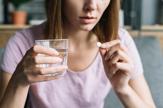 Efek samping obat yang digunakan untuk menurunkan berat badan mungkin berbeda-beda, tergantung pada jenis obat yang kamu konsumsi. (Foto: Ilustrasi. Dok. Freepik.com)