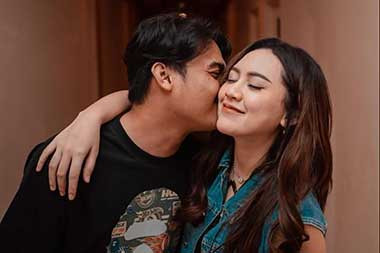 Happy Asmara dan Gilga Sahid Bercanda tentang Kabar Pernikahan Mereka