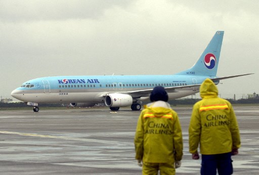 Pesawat Korean Air Menukik Tajam di Udara, 13 Penumpang Dirawat