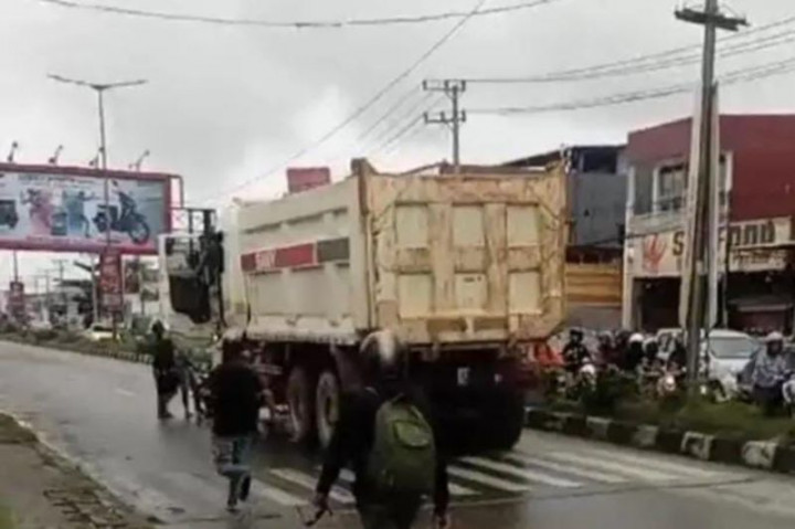 Polresta Kendari Tangkap Sopir Truk yang Lindas Wanita Pengendara Motor Hingga Tewas