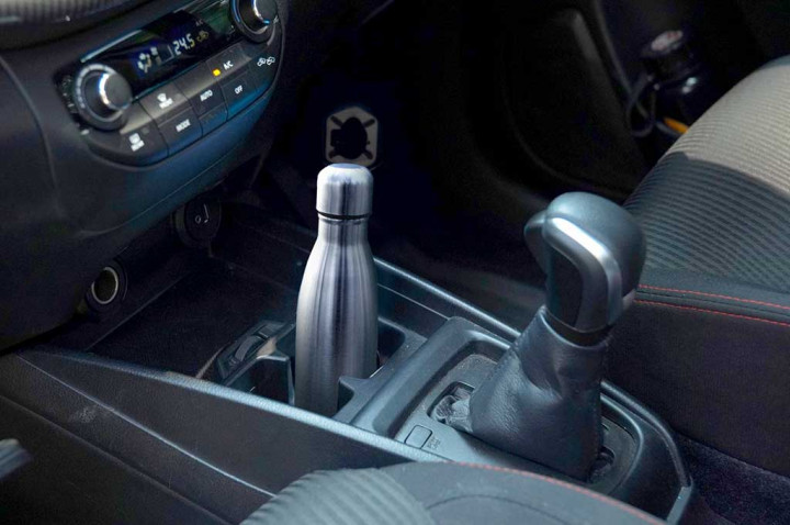 Mau Nyaman di Jalan? Maksimalkan Kompartemen Penyimpanan di Mobil