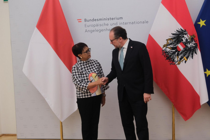 Menlu Bahas Kerja Sama Rekrutmen Pekerja Profesional dengan Austria