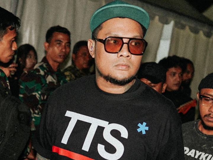 Berduaan di Kos, Virgoun dan Wanita PA Lakukan Hal Ini Sebelum Digerebek