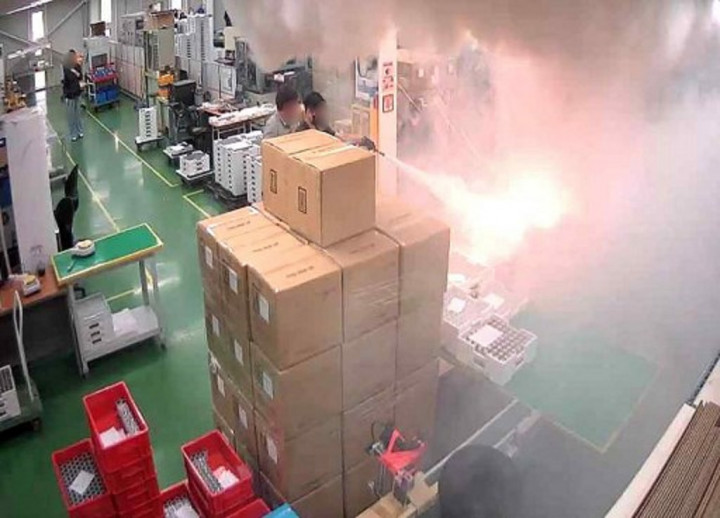 Korsel Selidiki Penyebab Kebakaran Pabrik Baterai yang Tewaskan 22 Orang