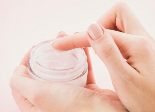 Ilustrasi produk kecantikan. Foto: Freepik