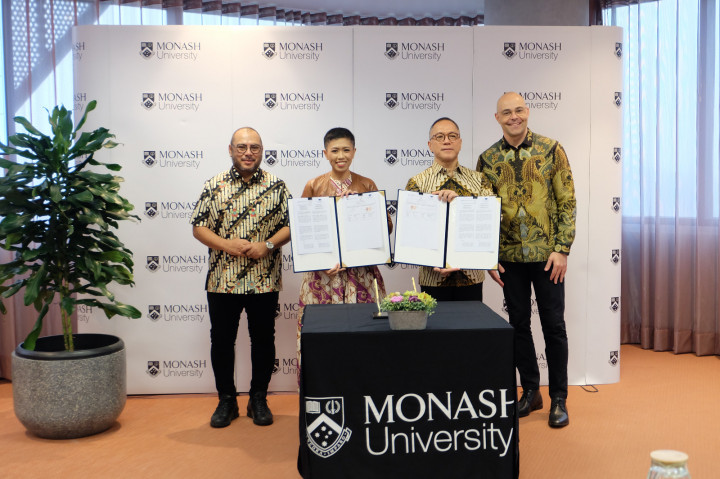 Metro TV dan Monash University Indonesia Teken MoU Bidang Pendidikan dan Riset SDM