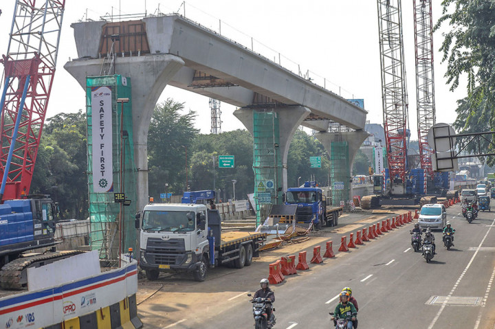 Kemenhub: LRT Jakarta Fase 1B Ditargetkan Rampung Kuartal Ketiga 2026