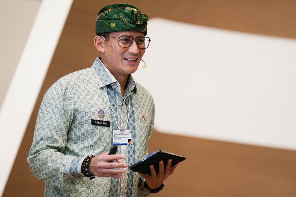 Menparekraf Sandiaga saat menghadiri “Annual Meeting of the New Champions ke-15 tahun 2024” pada sesi 