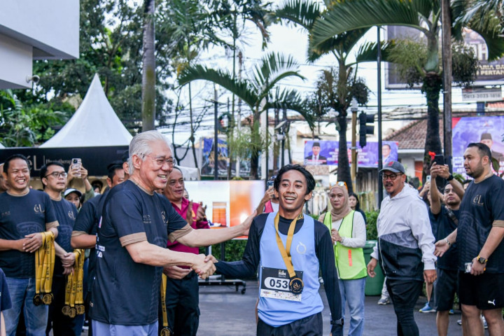 <i>Fun Run</i> di Kota Bandung 'Napak Tilas' ke Lokasi Bersejarah