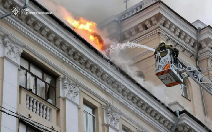 Video Drone Menunjukkan Korban Serangan Rusia di Donetsk