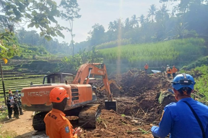 TRC Diturunkan Bantu Cari Korban Longsor di Blitar
