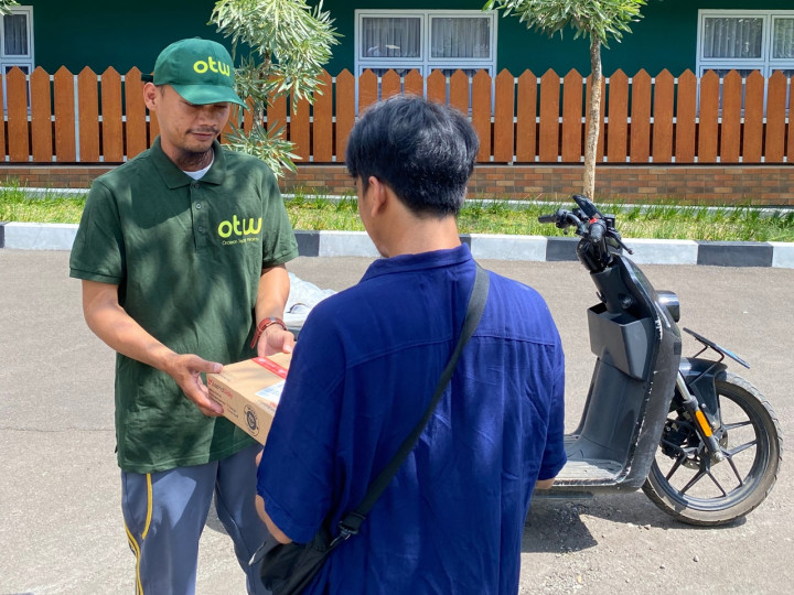Kolaborasi Lazada dan OTW Sambut Era Logistik Ramah Lingkungan