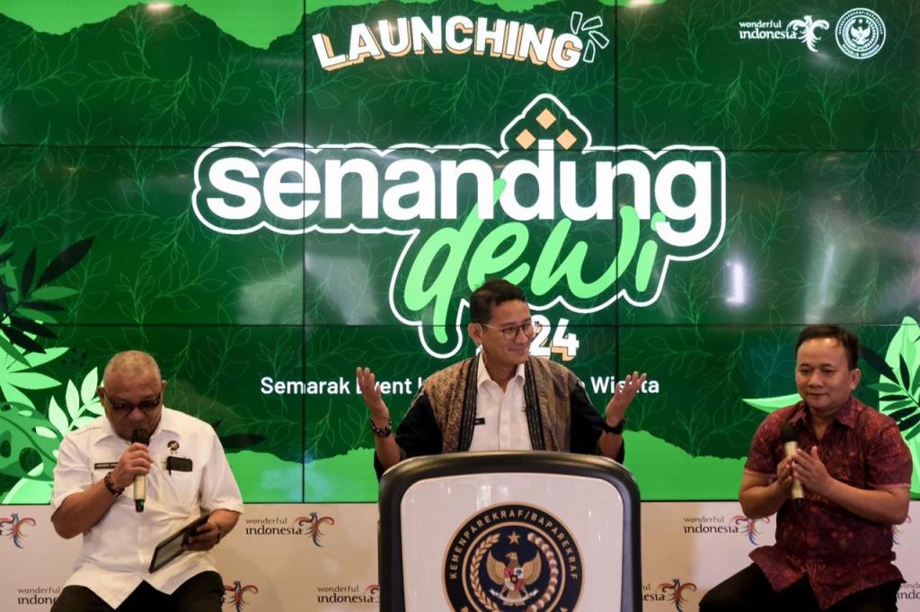 Menparekraf Sandiaga Uno meluncurkan Senandung Dewi. Dok. Kemenparekraf