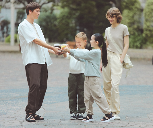 5 Ide Aktivitas dan Rekomendasi Outfit yang Cocok Dipakai Anak saat Liburan