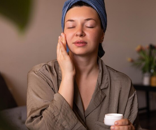 Mengenal Simple Skincare, Tren Kecantikan Baru yang Mulai Dilirik Beauty Enthusiast