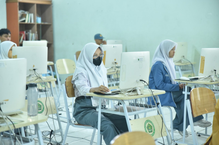 109.609 Siswa Ikut Kompetisi Sains Madrasah 2024 Tingkat Kabupaten/Kota
