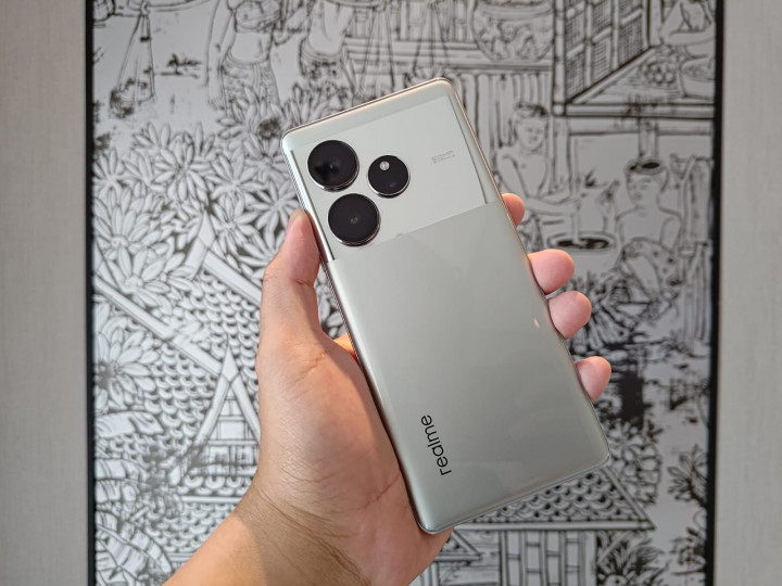 Menjajal Bidikan Malam dari Kamera realme GT 6 di Asiatique