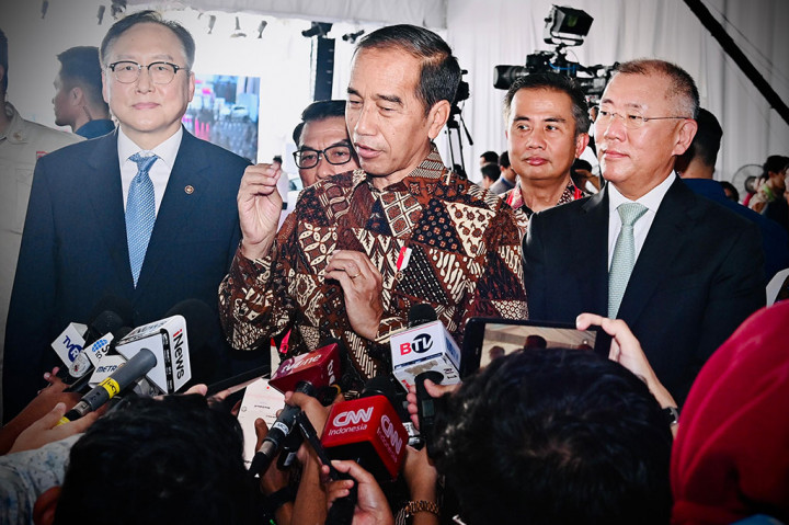 Evaluasi Peretasan PDNS, Presiden Tekankan Pentingnya Cadangan Data Nasional