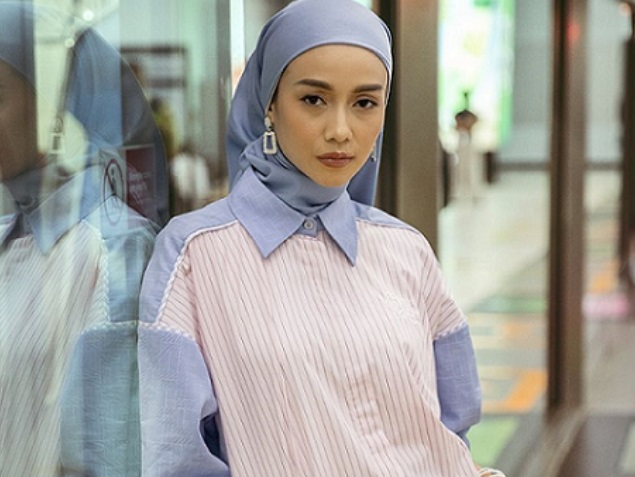  Tip Mix and Match dengan Kemeja Bergaris. Dok. Ist