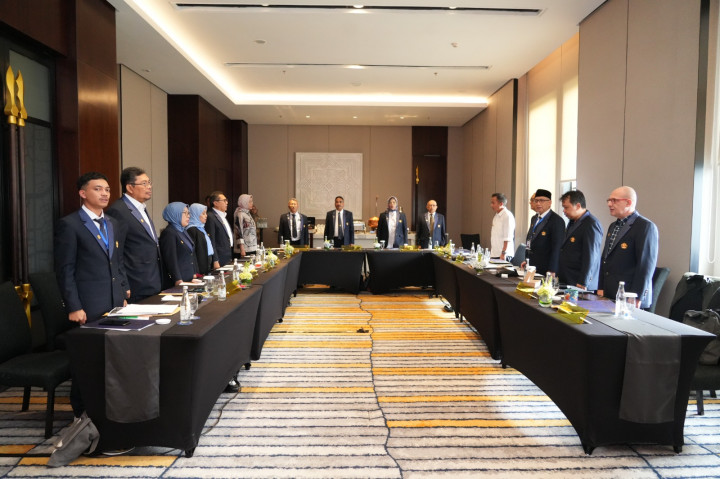 Rektor Unpad 2024-2029 Ditetapkan Secara Aklamasi, Suara Bulat untuk Arief Kartasasmita