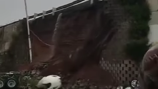 Dinding Turap Tol JORR di Bintaro Longsor Akibat Tak Kuat Tahan Luapan Air Hujan